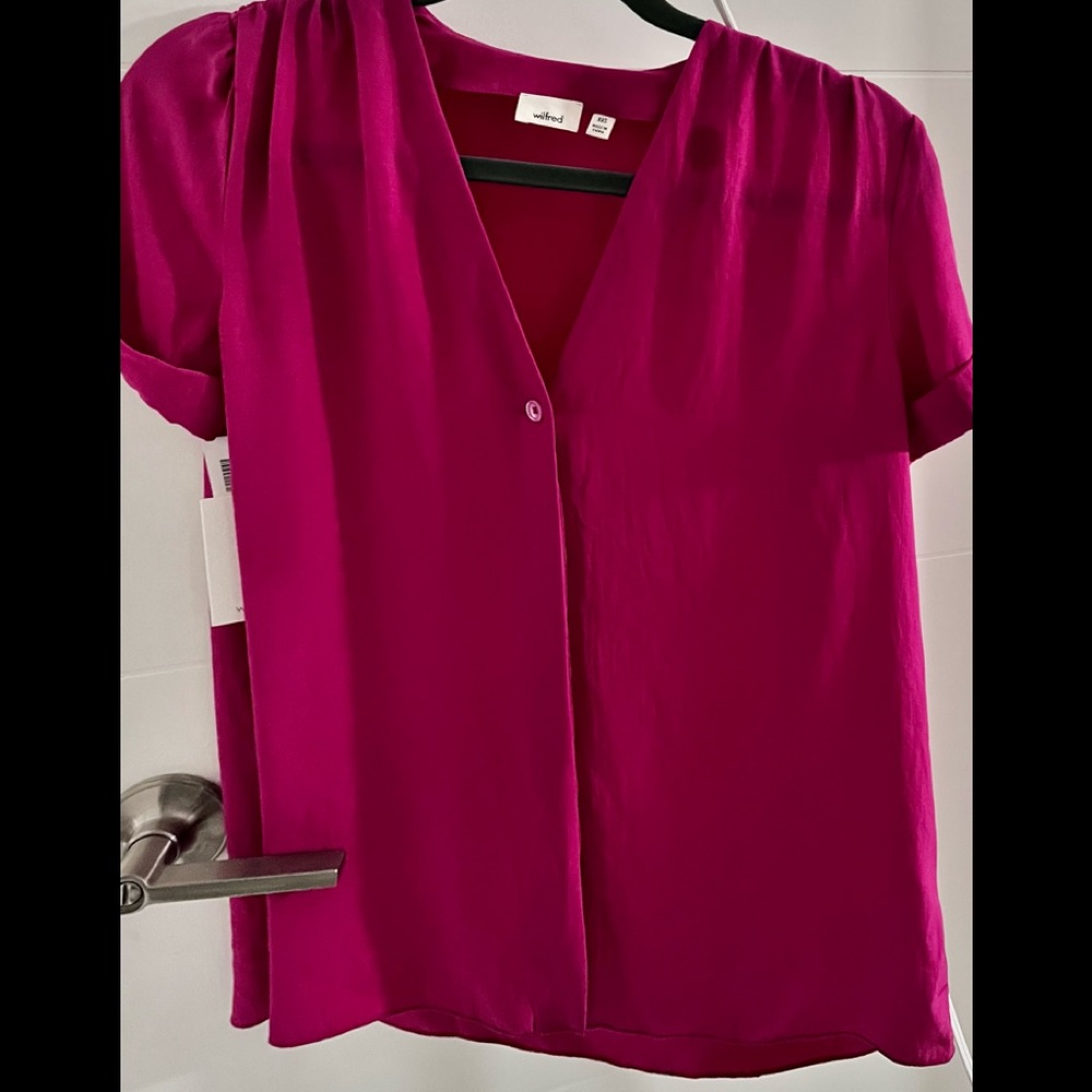 Wilfred S/S NOBEL VERY BERRY blouse BNWT XXS  stain neckline 🛍️ 25% off
